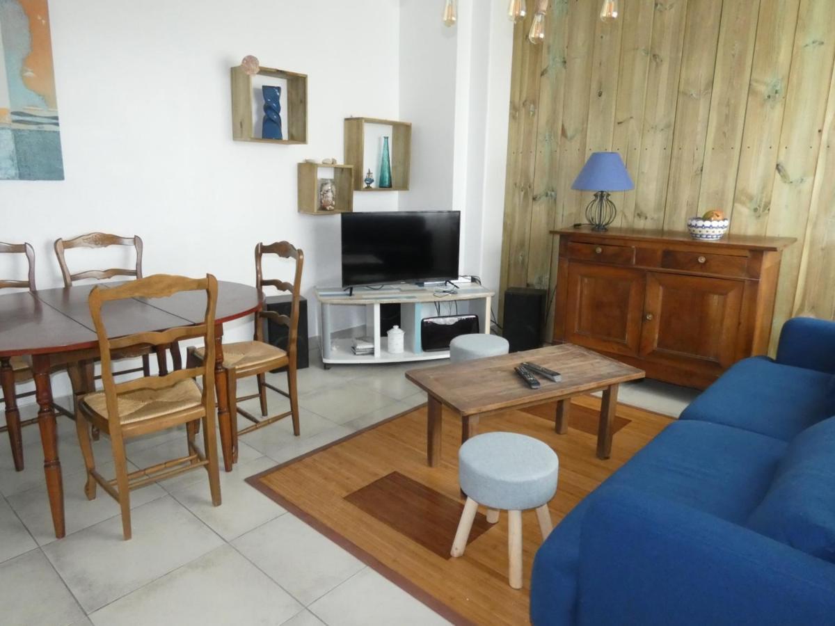 Appartement T3 Avec Terrasses Et Parking Prive En Centre-Ville De Royan, A 200M De La Plage - Fr-1-71-90 Экстерьер фото